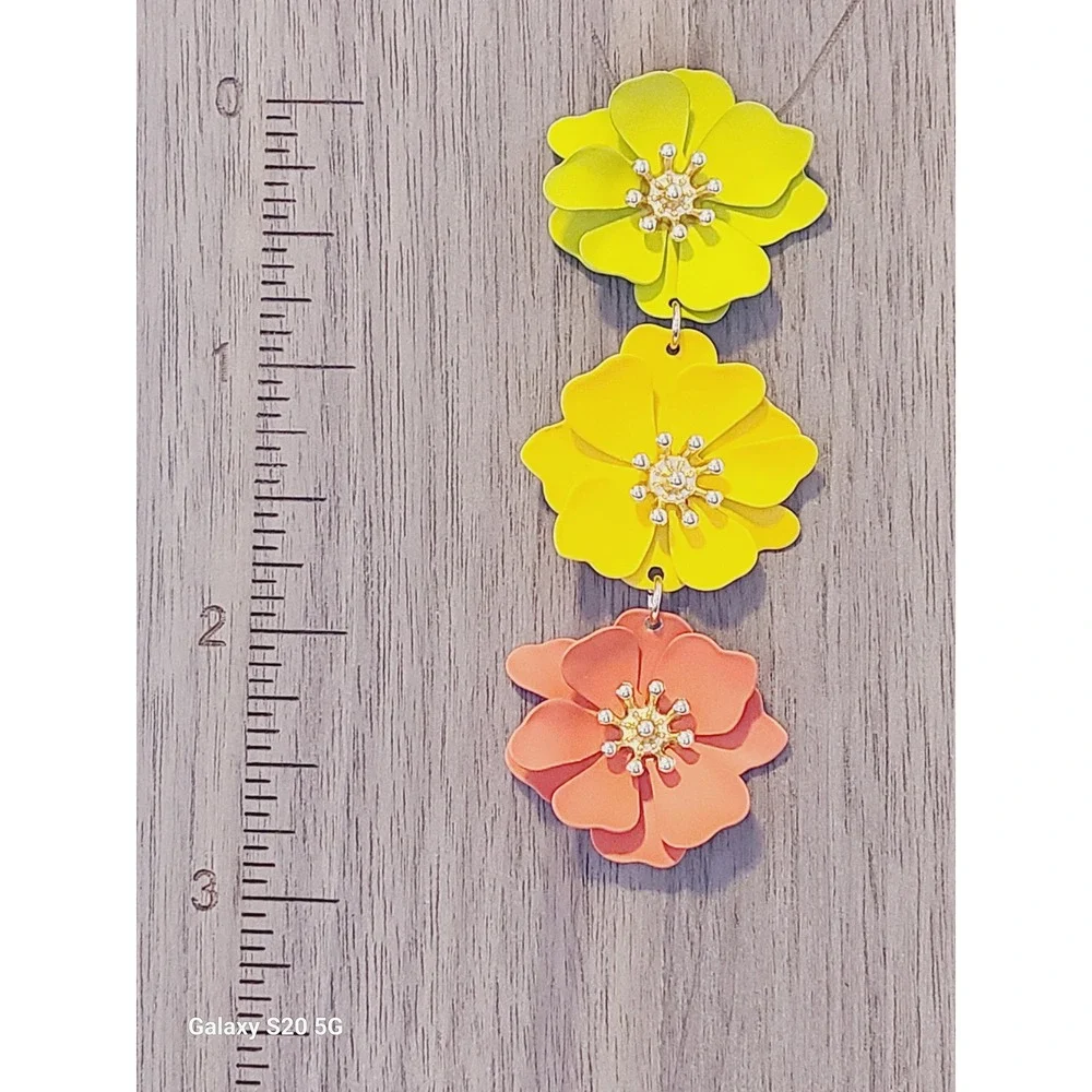 Source Unknown vibrant floral